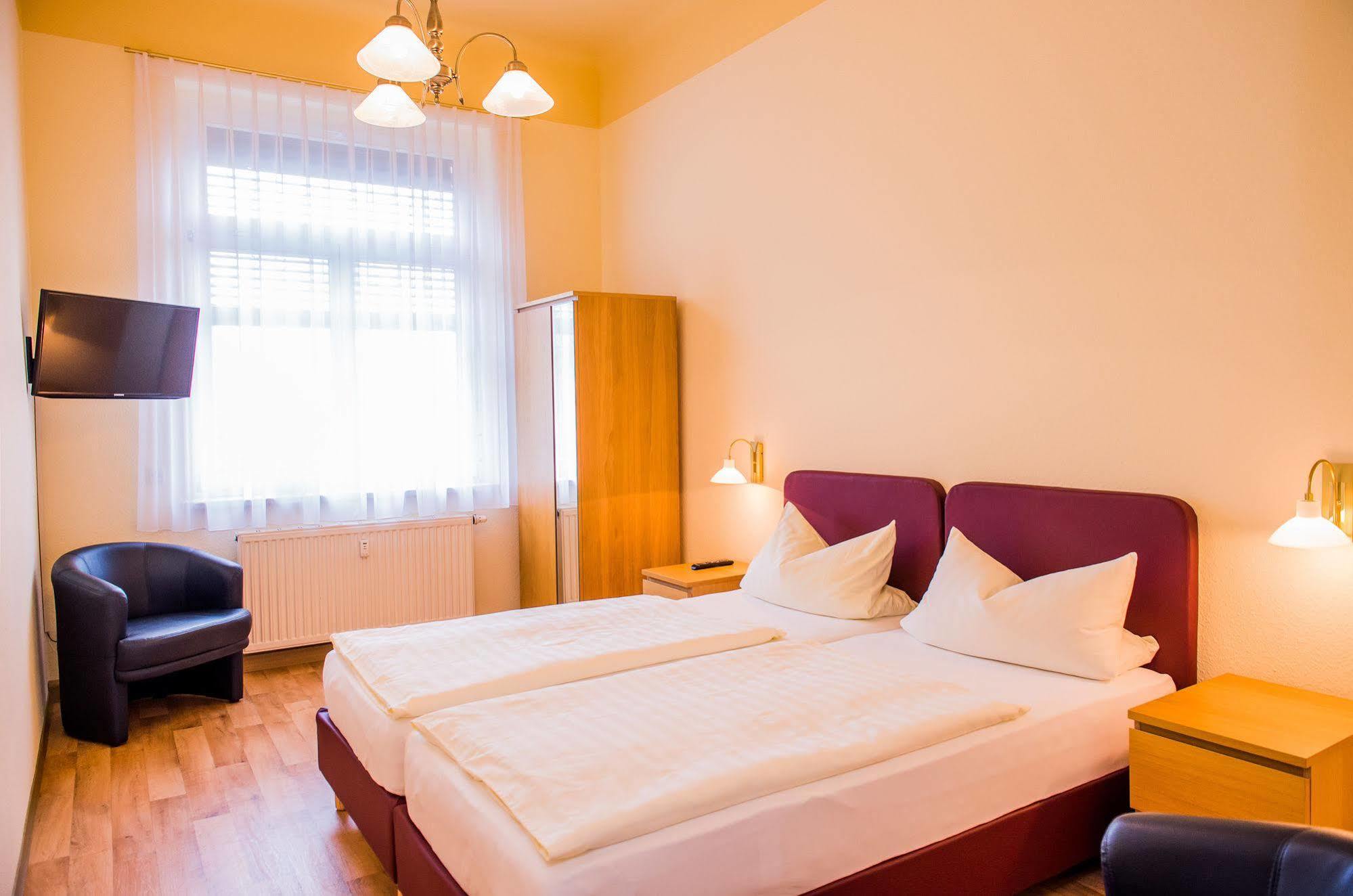Apartmenthaus Stadt Metz Dresda Exterior foto